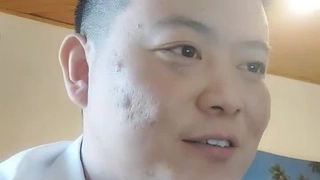 光天化日偷偷进入短发人妻家中偷情，三部合集