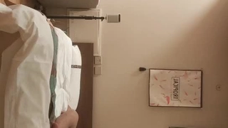 大学学生为了快感而尝试群交