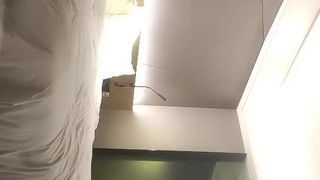 可爱美腿小学妹