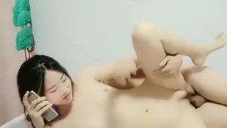 极品气质小可爱的小妹妹 黑丝毛衣 首次掰开自己的秘密黑森林让人大吃一惊